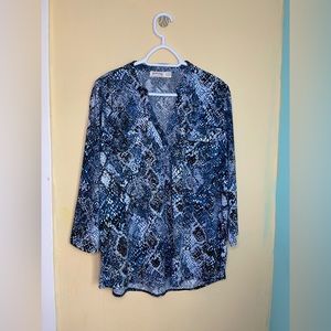➷ 5/$25 Faded Glory Casual Blue Snakeskin Top Plus Size